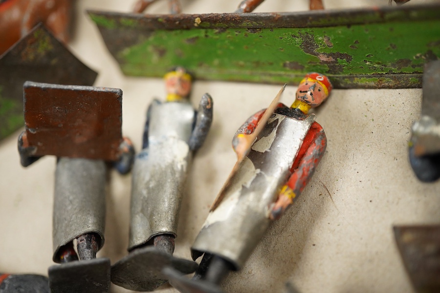 A scarce Heyde Guard Camp, comprising of twenty-two early 20th century 50mm lead soldiers